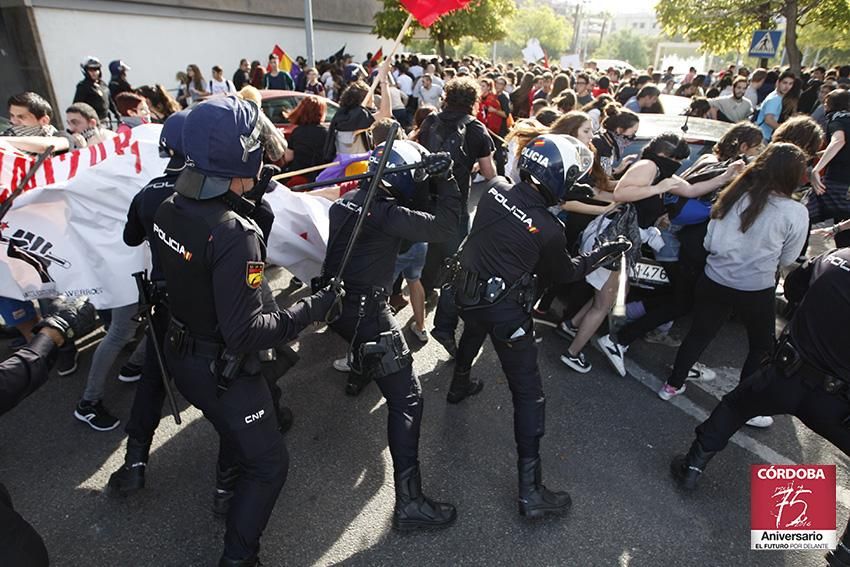 FOTOGALERÍA / Jornada de huelga estudiantil en Córdoba contra la LOMCE