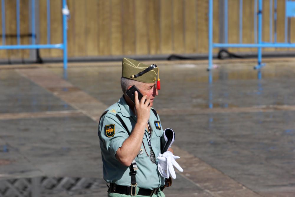 Traslado del Cristo de la Buena Muerte a cargo de la Legión.