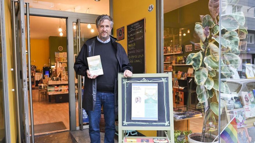 Alberto Lema conversa con los lectores de A Coruña sobre su libro 'A boca do río'