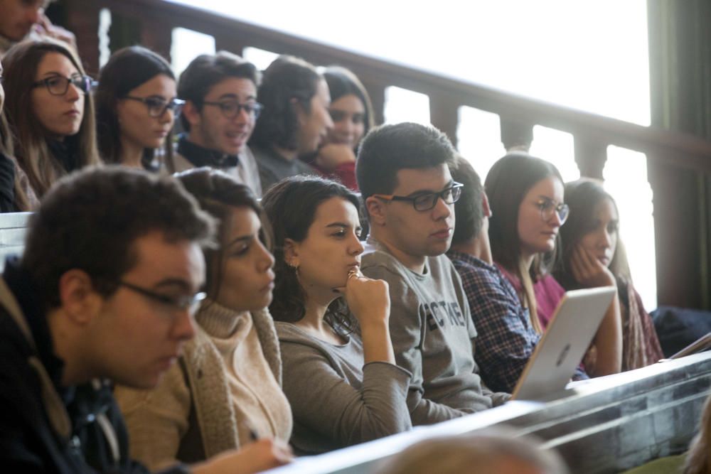 Debate sobre la reforma de la Constitución