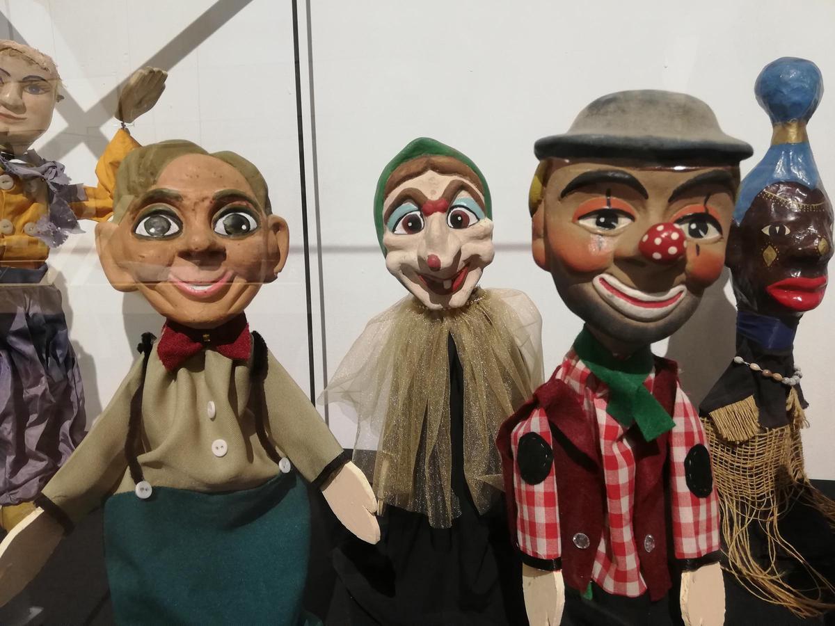 Los nuevos títeres procedentes de Guatemala y Cuba que se unen a la colección Museu de Albaida.