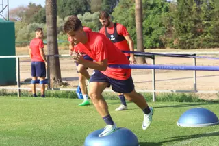El Córdoba CF y su maldición en el lateral izquierdo