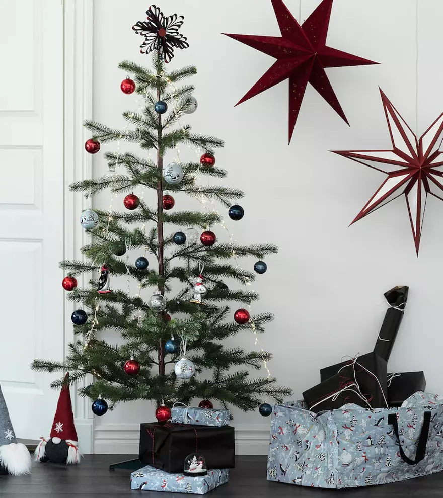 Elige tu árbol de Navidad más sostenible en Ikea desde 9 euros - Levante-EMV