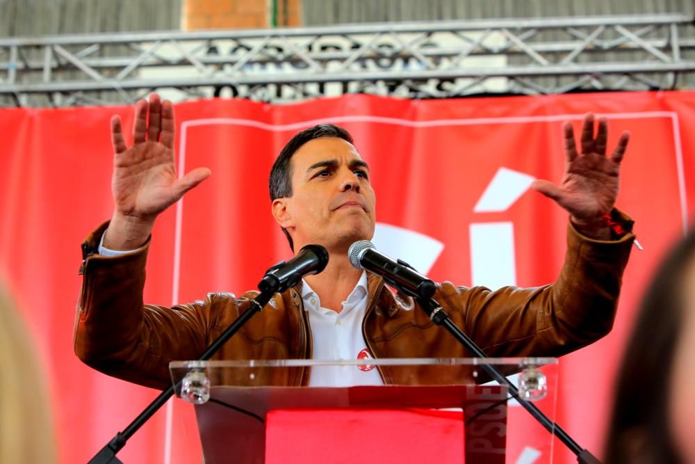 Acto de Pedro Sánchez en Burjassot