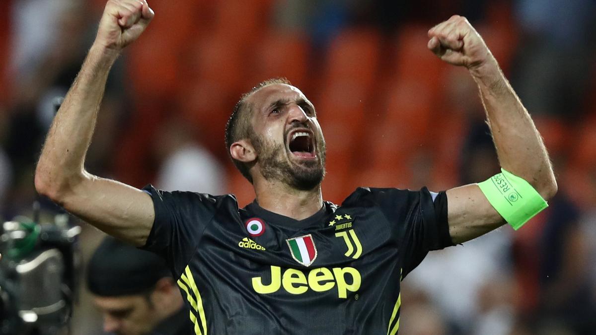 Chiellini con la camiseta de su equipo