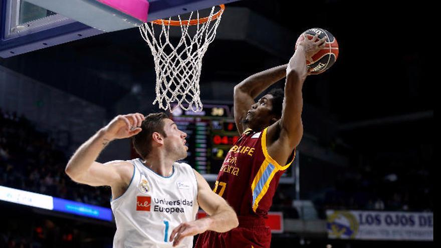 Shaq McKissic se rebela contra el técnico Luis Casimiro