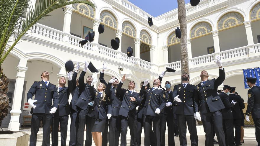 Jura del cargo de 76 nuevos policías nacionales en Gran Canaria