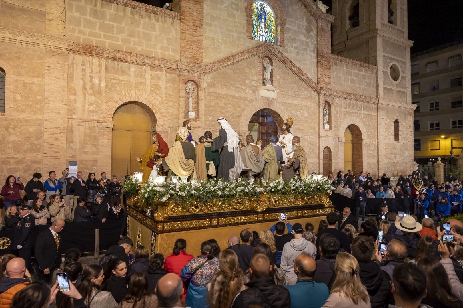 Aquí las imágenes de la Procesión de Lunes Santo en Torrevieja