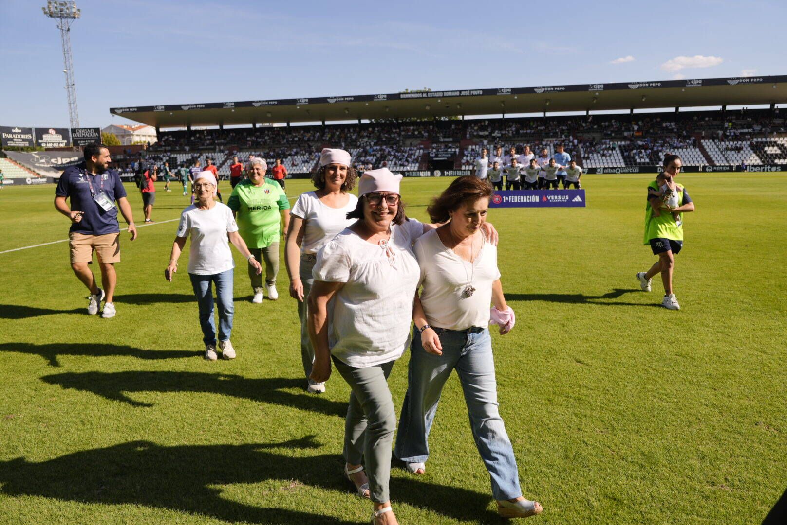 Las imágenes del partido entre Mérida y Arenteiro
