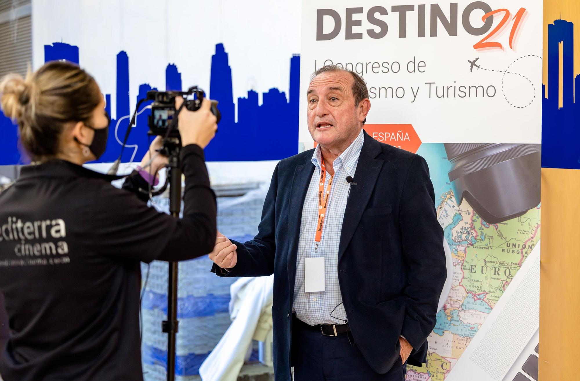 Benidorm acoge un congreso de periodismo y turismo