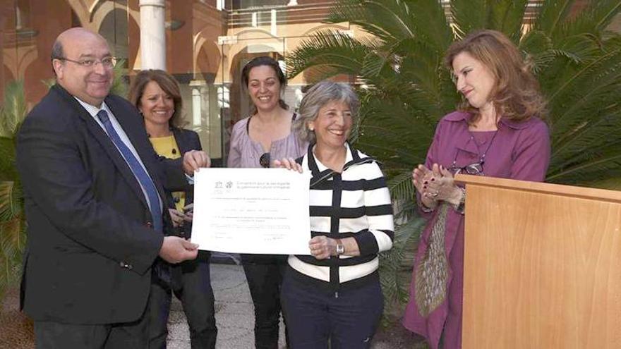 Los patios reciben el diploma de la Unesco dos días antes del concurso