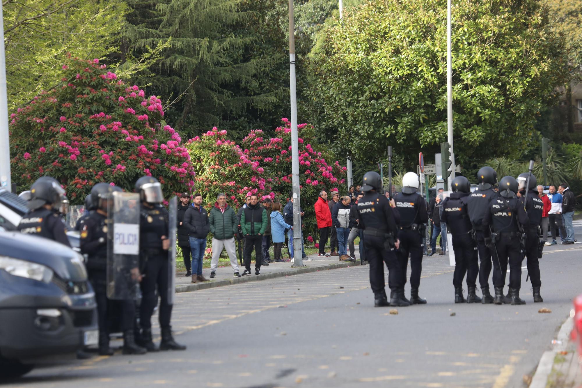 Carga policial en la protesta de bateeiros en Santiago