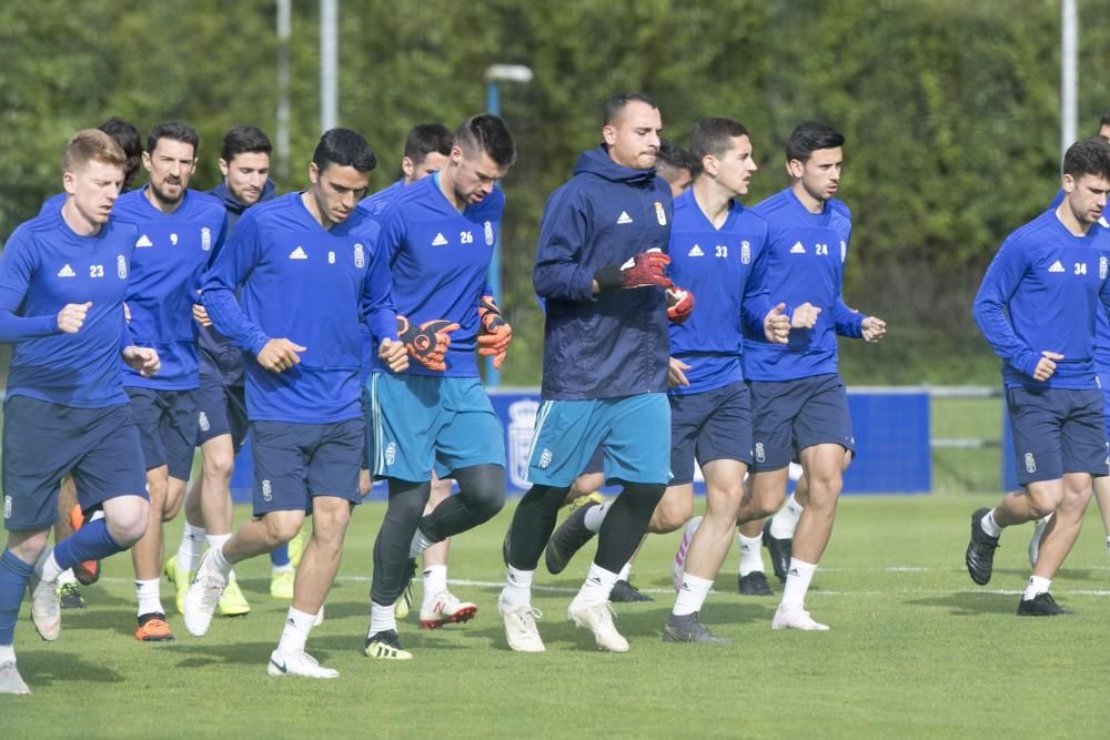 Primer día de Egea en el Oviedo tras su vuelta.