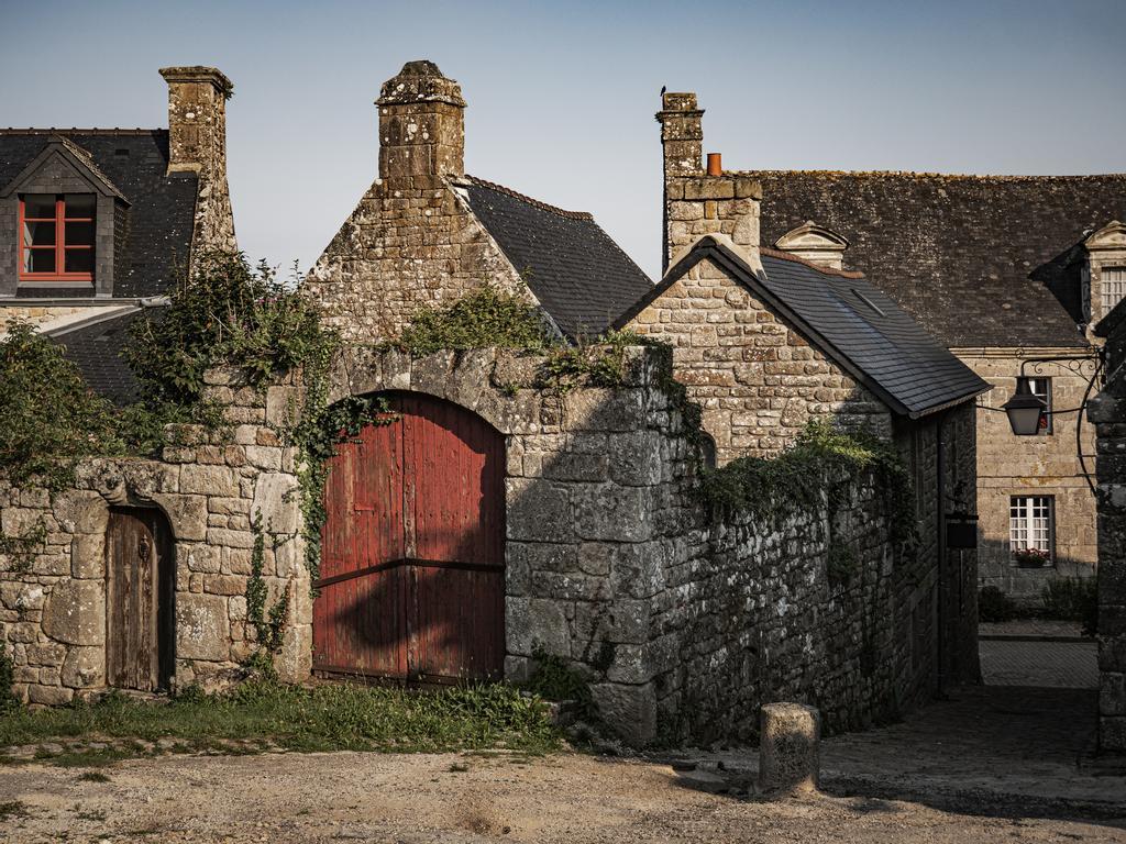 Algunas casas de Locronan en Bretaña
