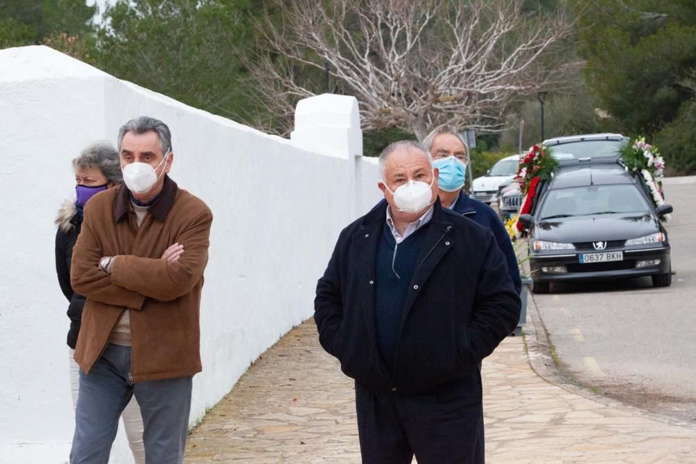 El funeral de Vicent Tur reúne en Sant Llorenç a más de un centenar de personas