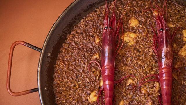 El arroz con carabineros es la opción ideal para los amantes del marisco. |  | MAR TORRES