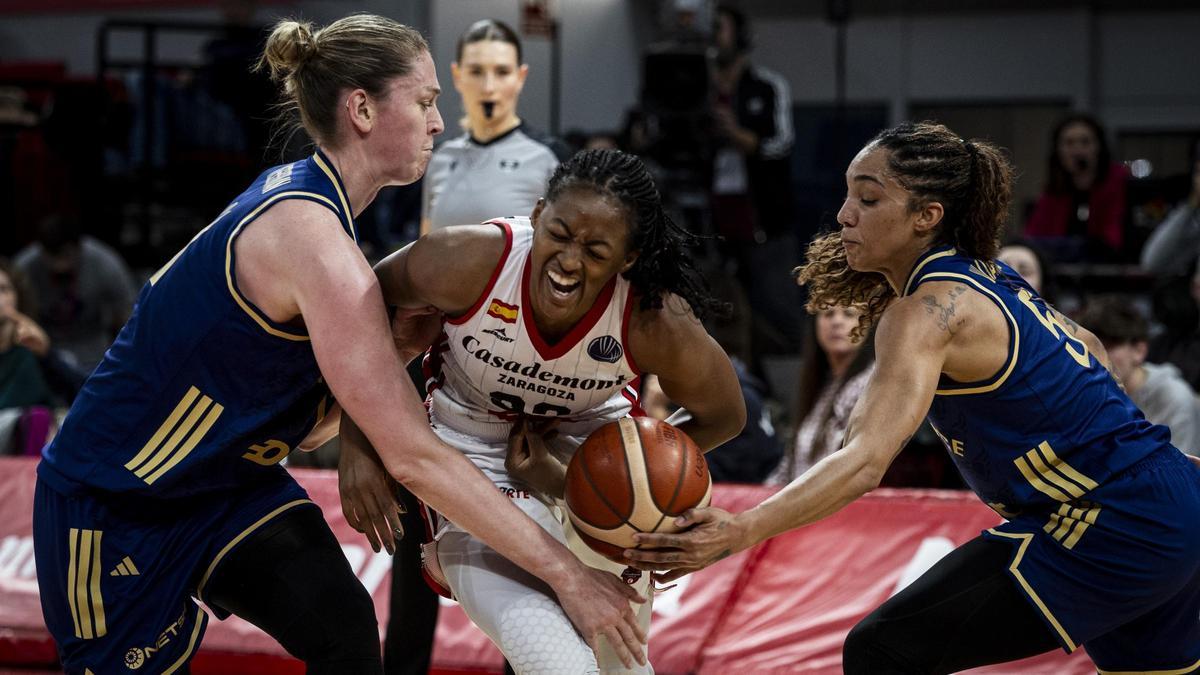 Vídeo | El Casademont Zaragoza sucumbe ante la superioridad del Fenerbahçe