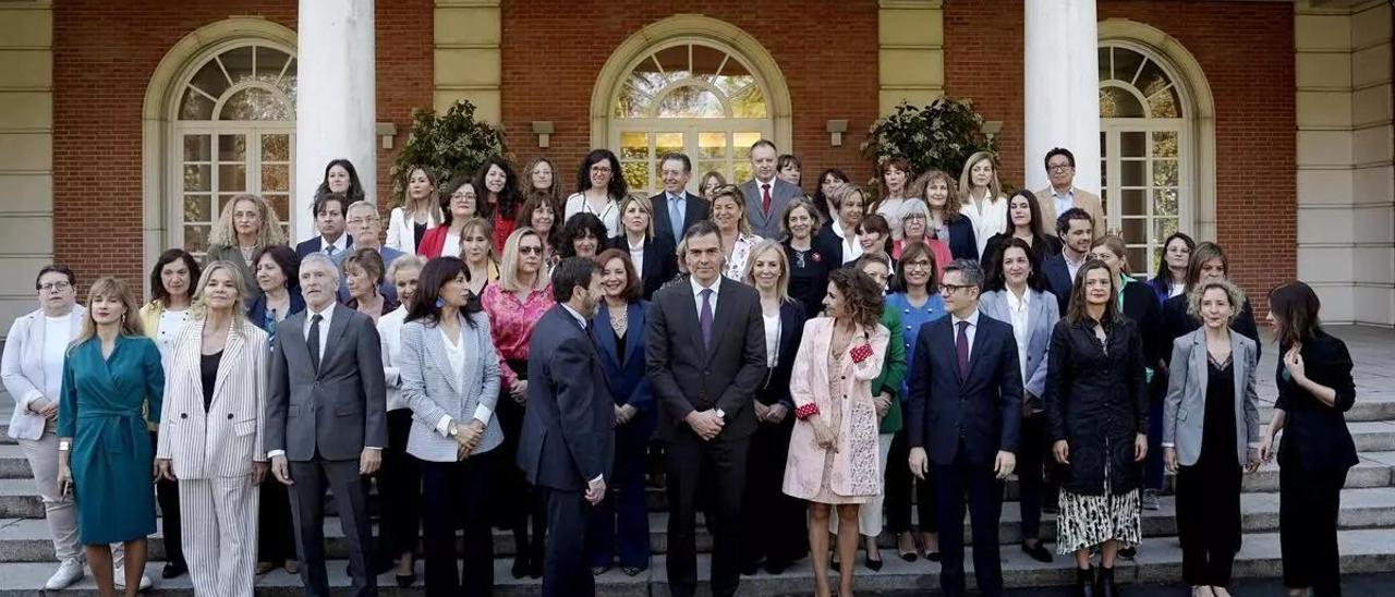 Sánchez preside en Moncloa el pleno del Observatorio Estatal de Violencia sobre la Mujer