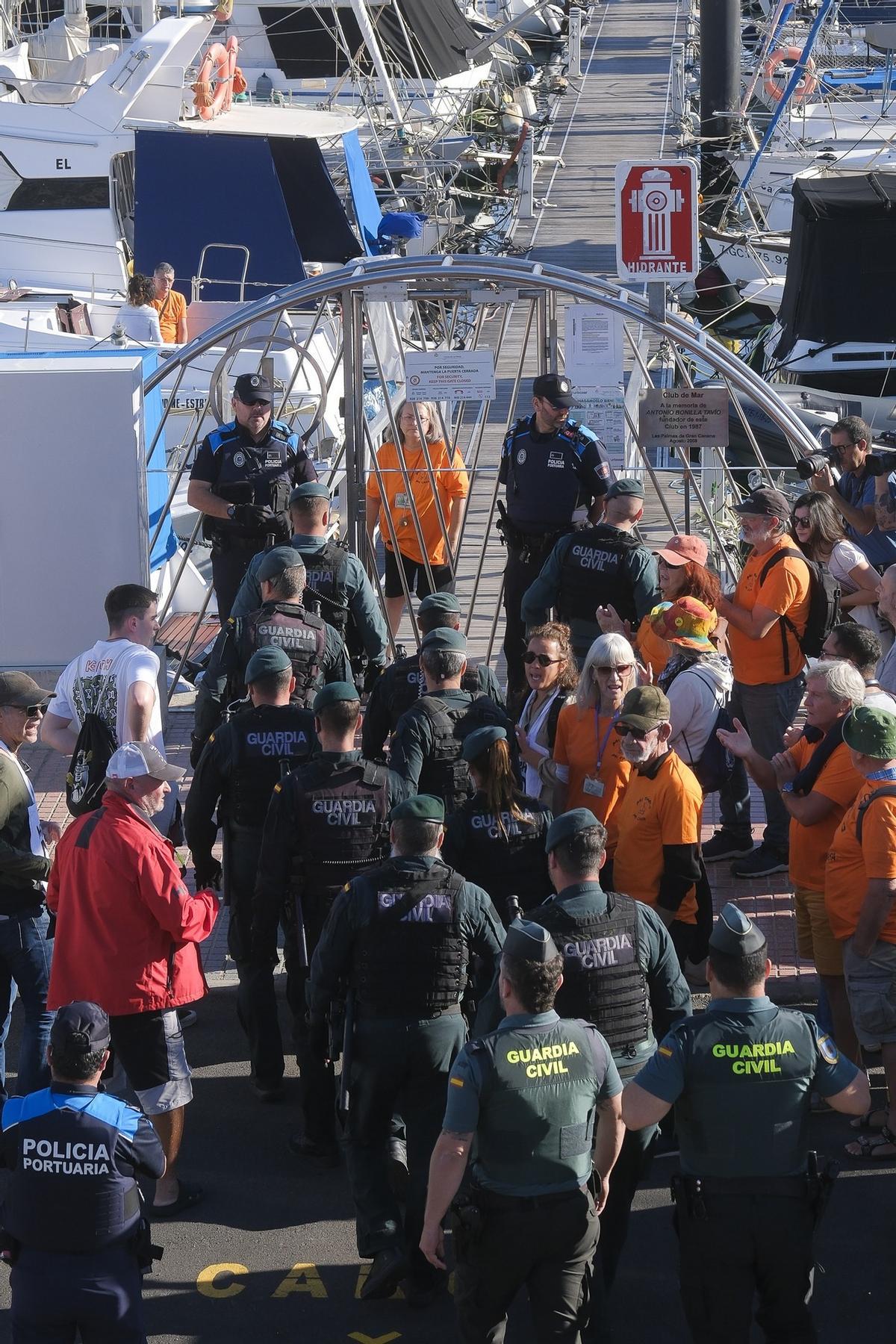 Desahucio en el Muelle Deportivo