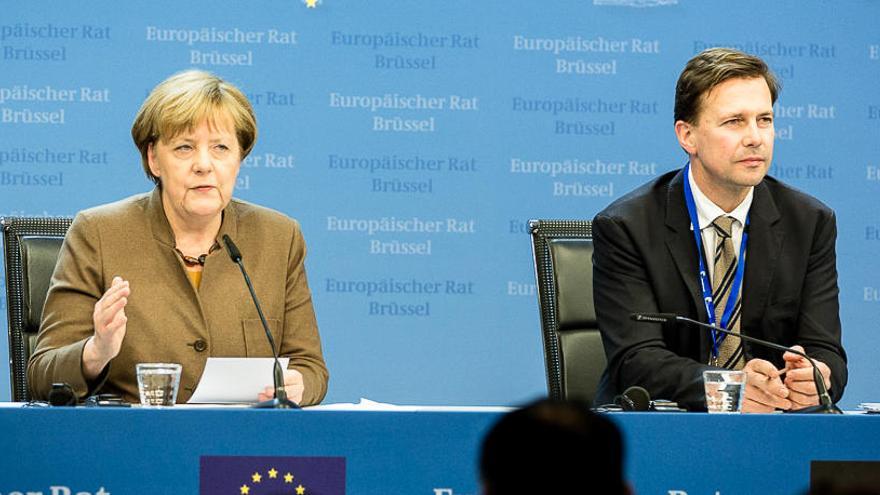 Haben sich bereits geäußert: Angela Merkel und ihr Regierungssprecher Steffen Seibert.