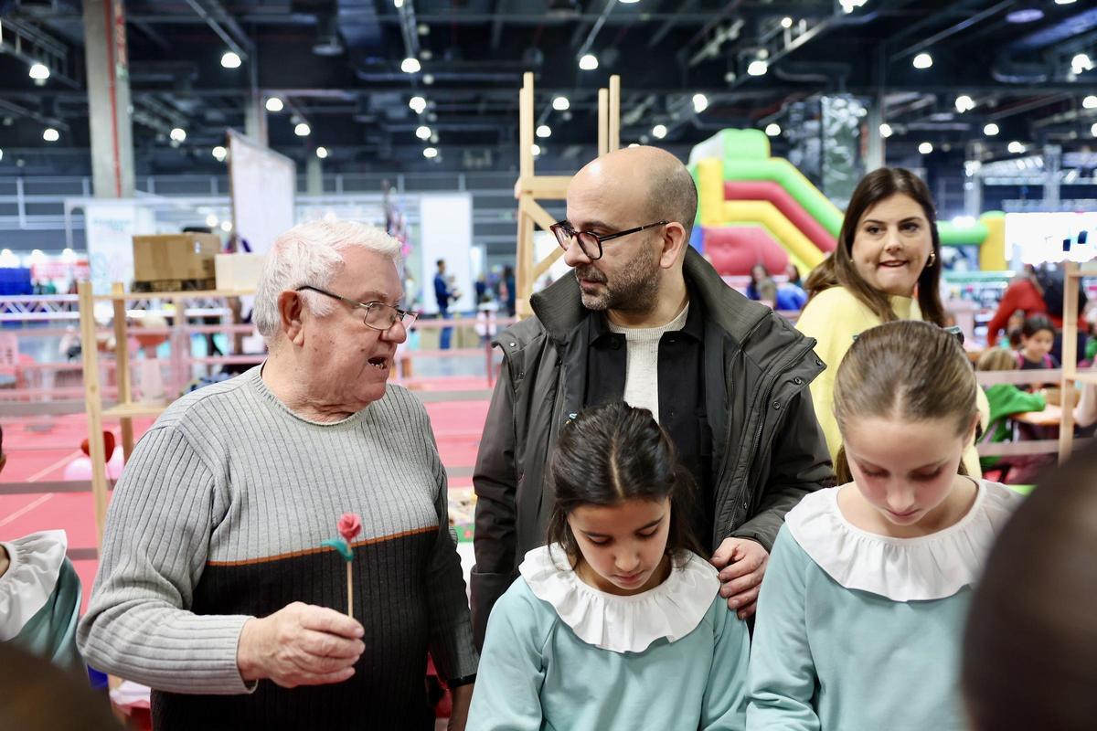Últimas horas de Expojove con la visita más gamberra