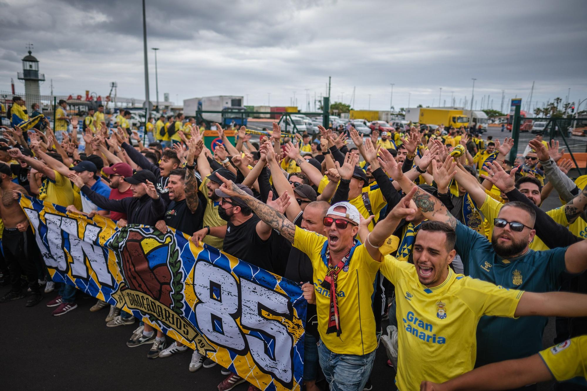 Ambiente previo del playoff entre CD Tenerife-UD Las Palmas