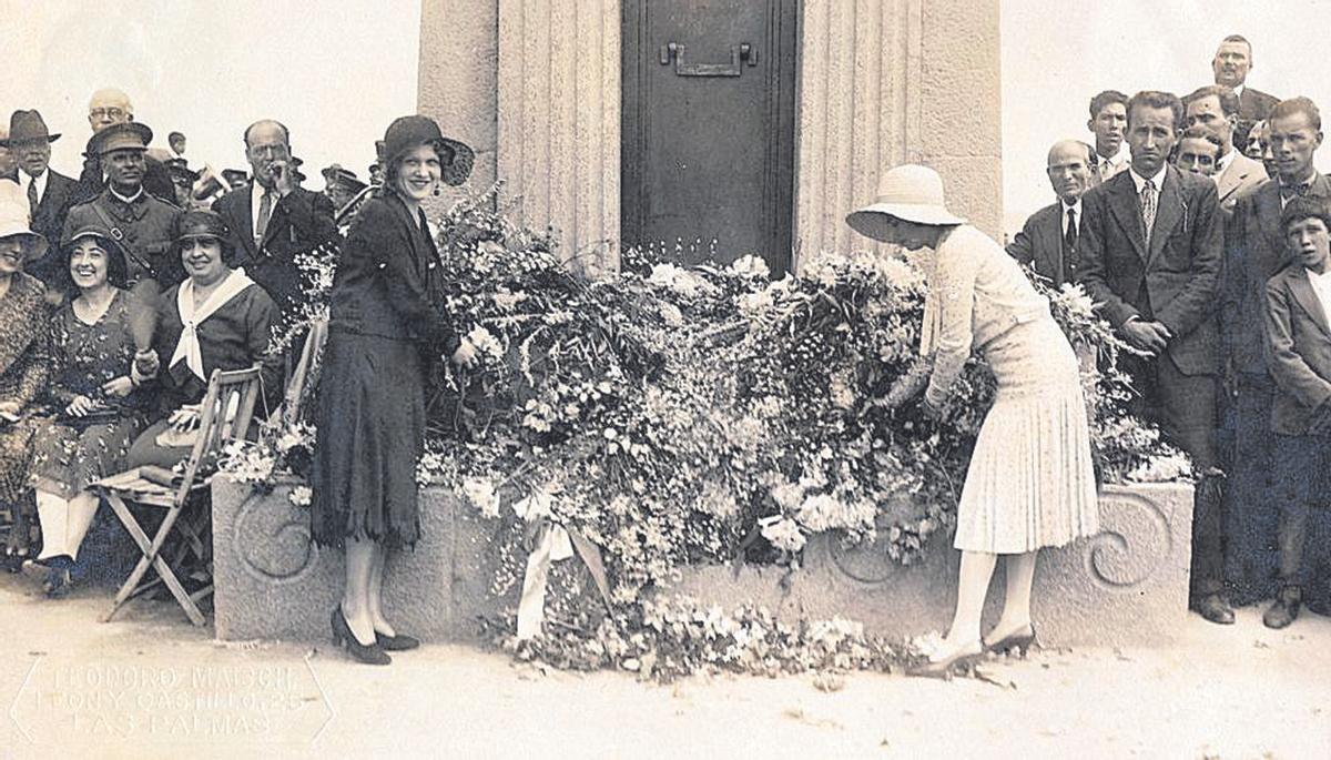 Josefina de la Torre en 1930 en un homenaje a Galdós