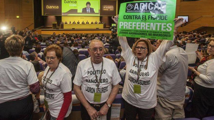 Bankia anima a los preferentistas a vender sus acciones y no ir al juez
