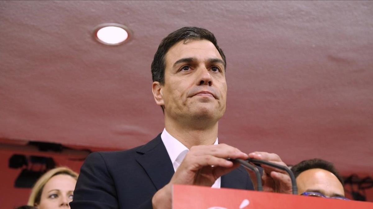 Pedro Sánchez, tras conocerse los resultados de las elecciones generales, este domingo.