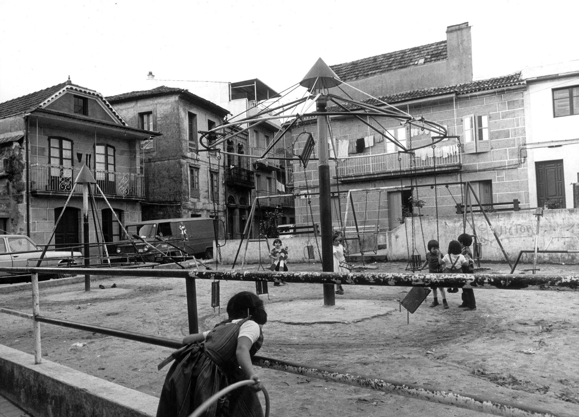 Parque infantil de Redondela Magar.jpg