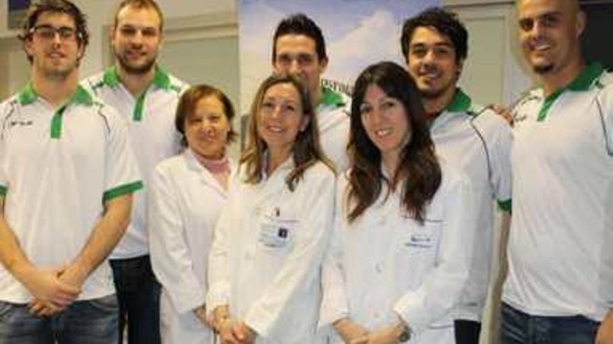 El Hospital de Torrevieja presta material sanitario para respaldar al deporte local