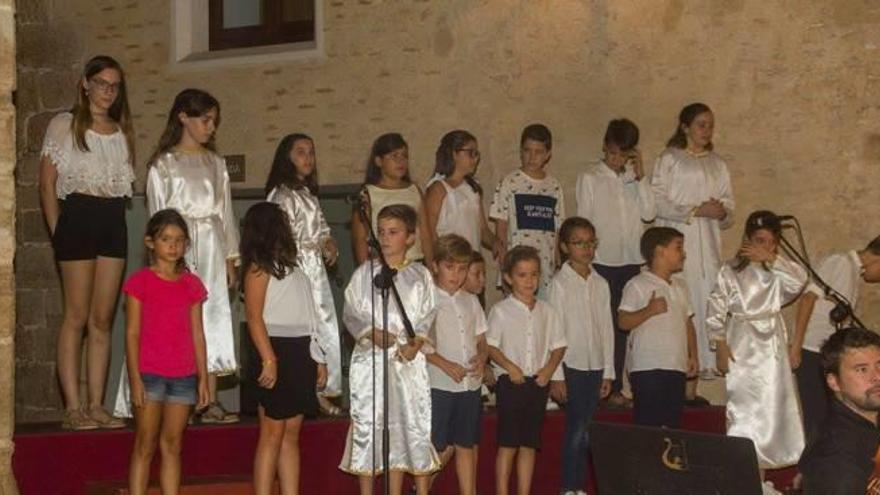 Dos niñas cantarán la Carxofa de Alaquàs