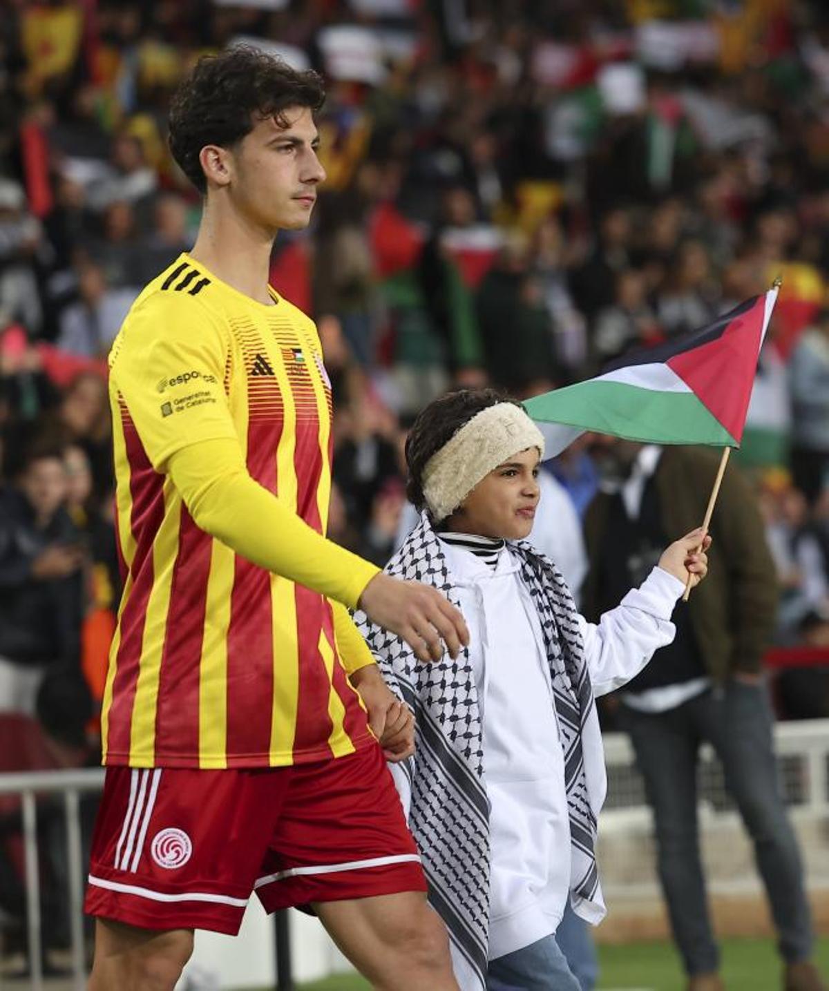 Partido entre Catalunya-Palestina en el Estadi Olímpic de Lluís Companys