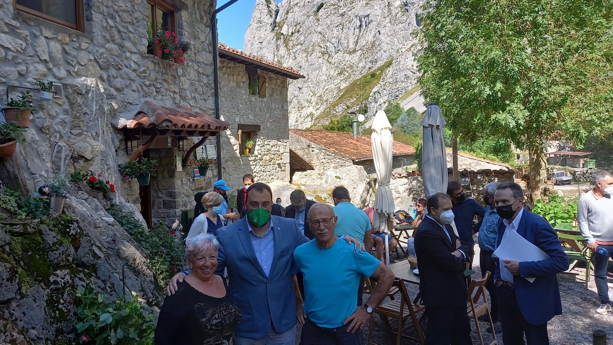 Veinte años del funicular de Bulnes: así fue la visita institucional por el aniversario de la inauguración del remonte