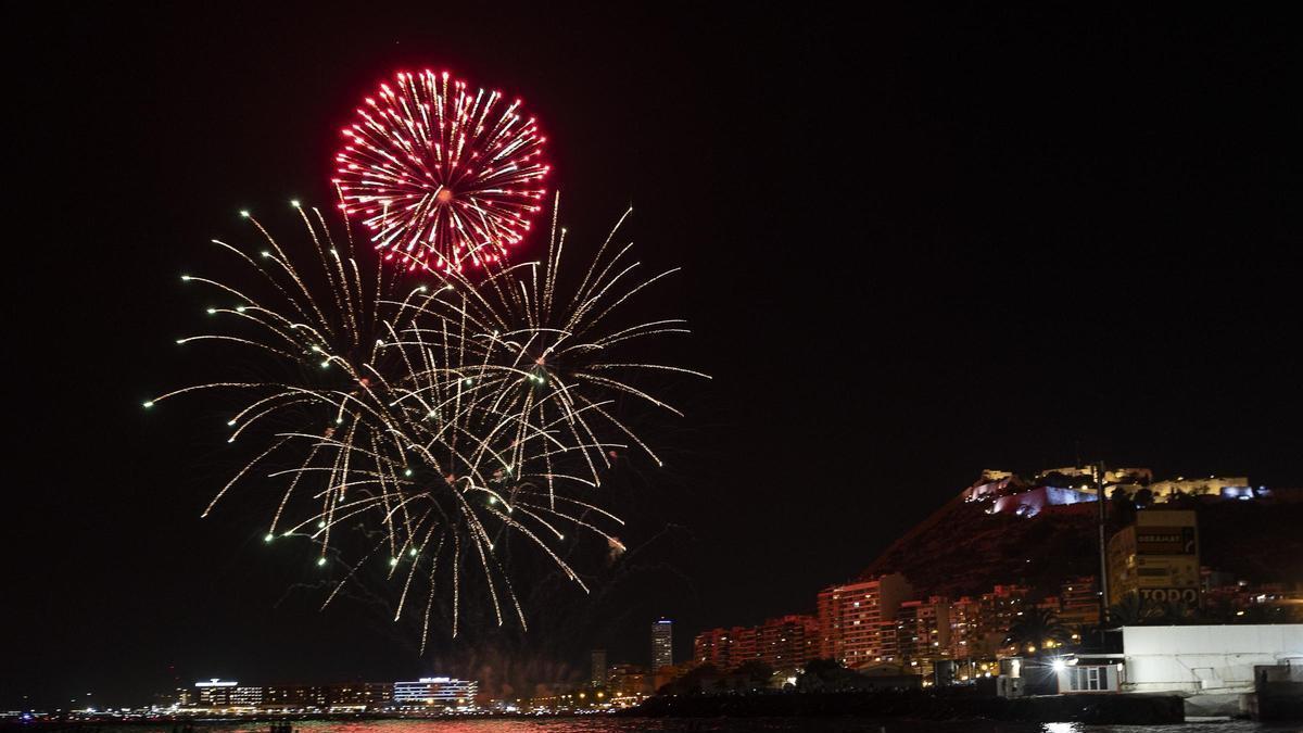 El equipo de gobierno de Alicante quiere que los fuegos artificiales vuelvan al Postiguet