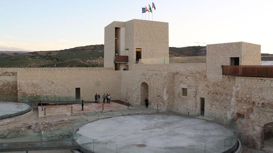 Interior del castillo, que se convertirá en un punto de distribución de los flujos turísticos que recibe Baena.