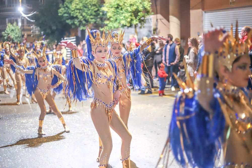 El Carnaval toma las calles de Torrevieja.