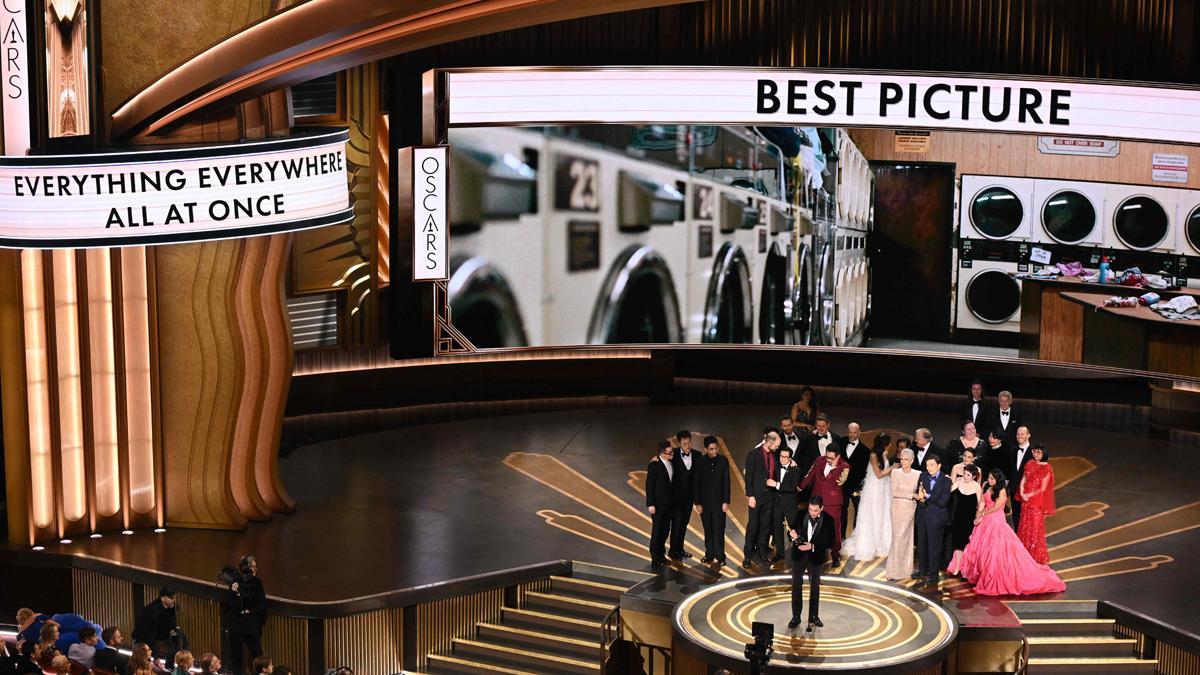 'Todo a la vez en todas partes', la gran triunfadora de los Oscar 2023