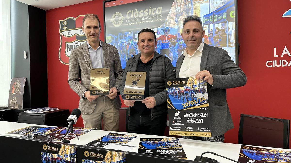 En la presentación de la prueba ciclista participaron Luis Cervera, Director General de Deportes de la Generalitat Valenciana; Rubén Donet, organizador y Bernabé Cano, alcalde de La Nucía.