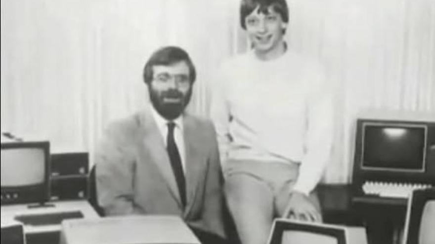 Paul Allen amb Bill Gates, en una imatge de 1975.