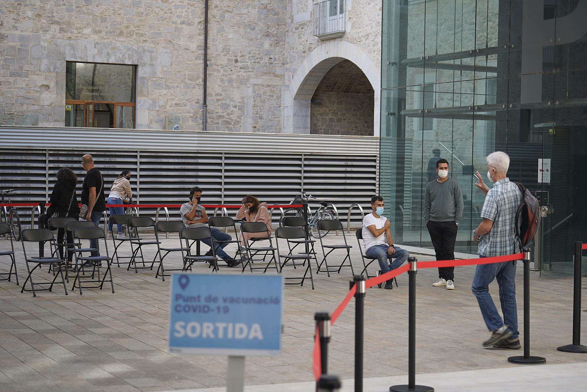 Salut reforça la vacunació amb un nou punt a la seu de la Generalitat de Girona