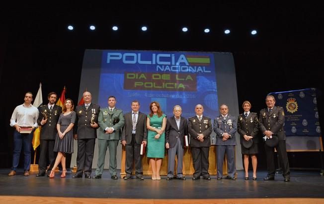 ENTREGA CONDECORACIONES POLICIA NACIONAL