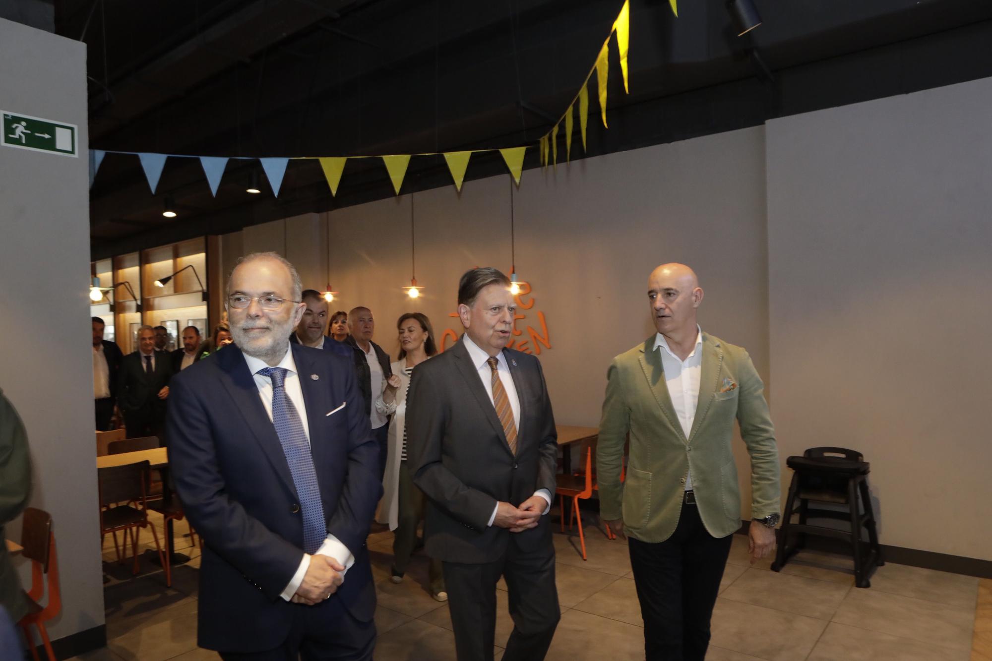 En imágenes: así fue la inauguración de los locales de hostelería en el Vasco