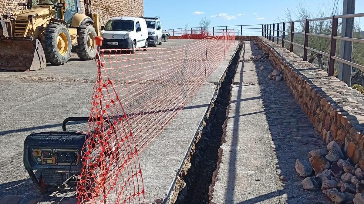 Zona junto a la muralla donde se trabaja para la iluminación artística.