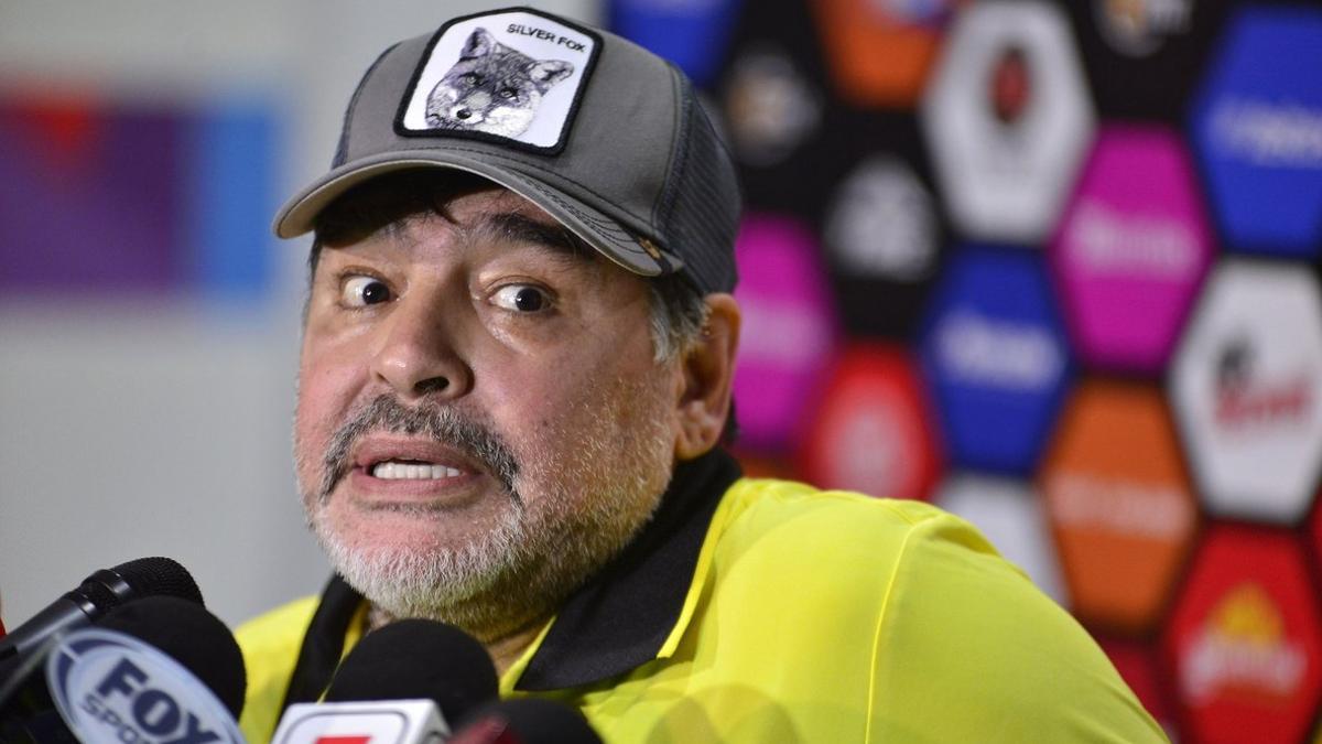 Maradona en una rueda de prensa del Dorados de Sinaloa, equipo que entrena en la actualidad