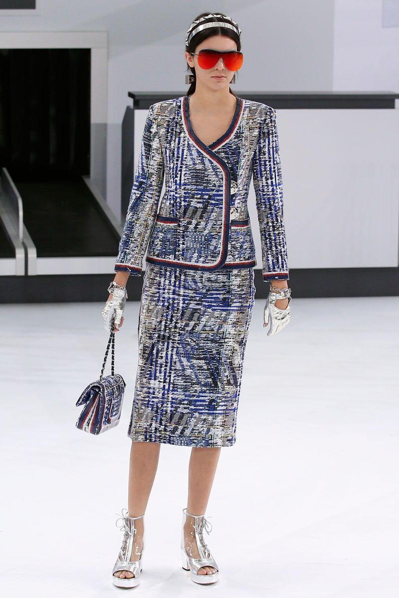 PFW: Chanel Primavera/Verano 2016, aires futuristas