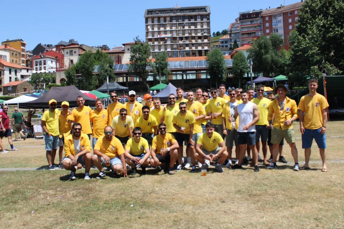 En imágenes: la romería del prao del molín preludia las fiestas del Carmen en Cangas En imágenes: la romería del prao del molín preludia las fiestas del Carmen en Cangas
