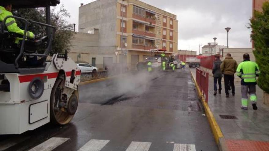 Pinoso renueva dos viales para la reordenación del tráfico