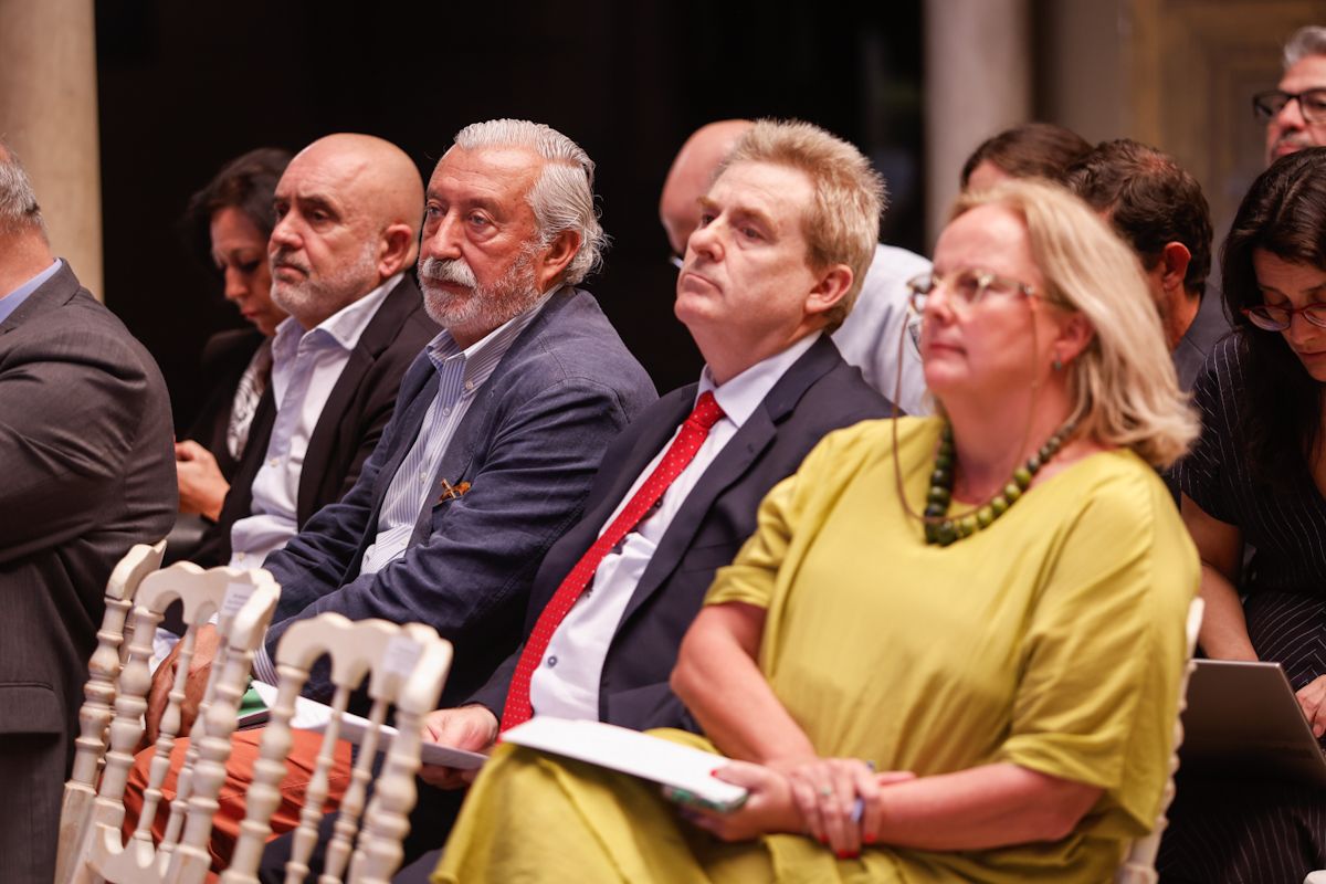 La BLET se presenta en Sevilla como proyecto tractor de inversiones