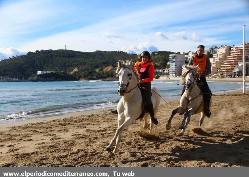 La playa de la Concha de Orpesa es un hipódromo por un día